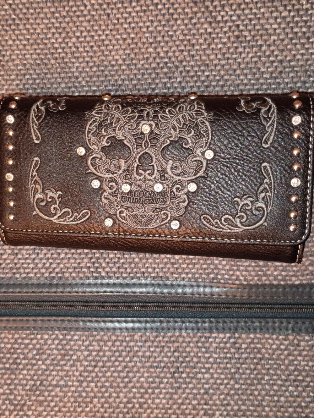 Montana West Embellished Black Skull Wallet